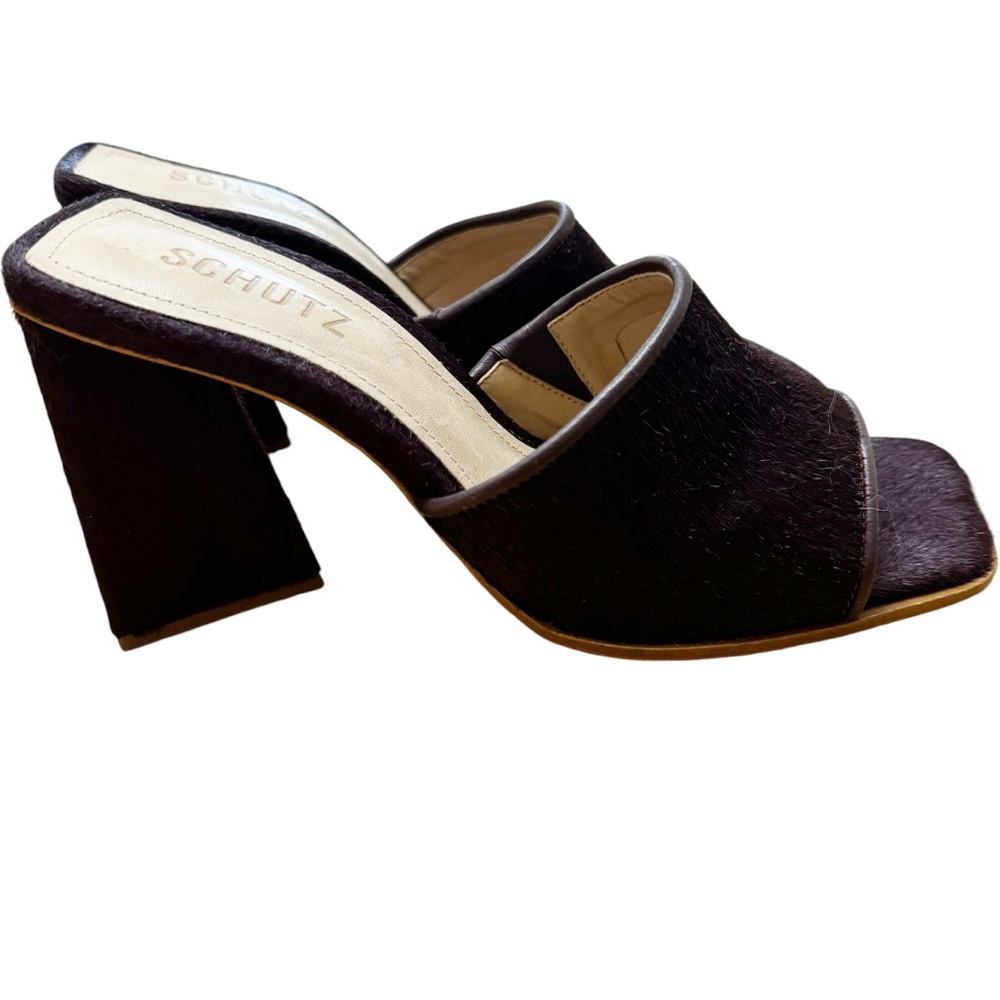 Schutz Lizah Block Heel Sandals in Bloodstone size 7.5